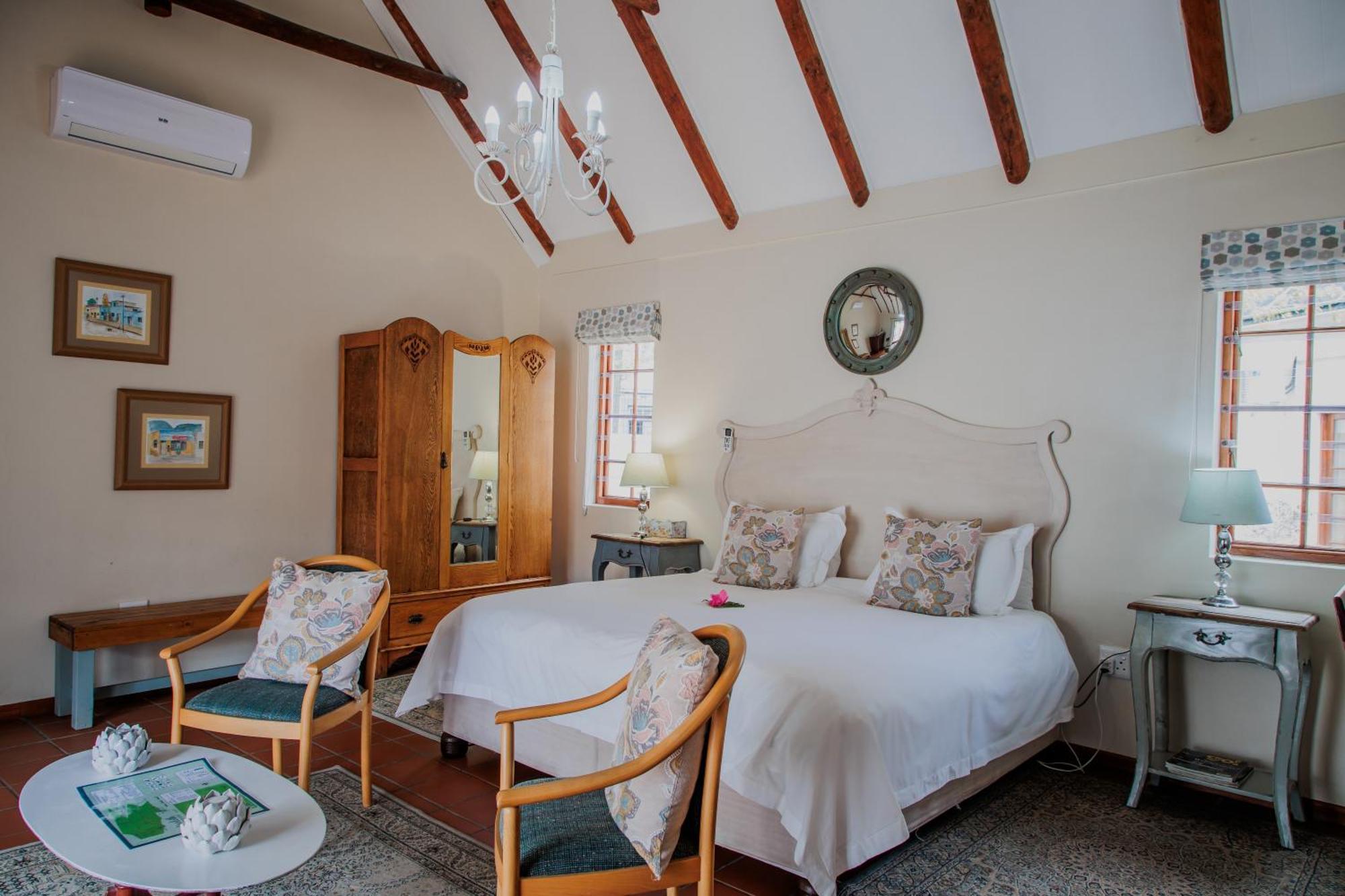Aan De Oever Guesthouse Свелендам Екстер'єр фото