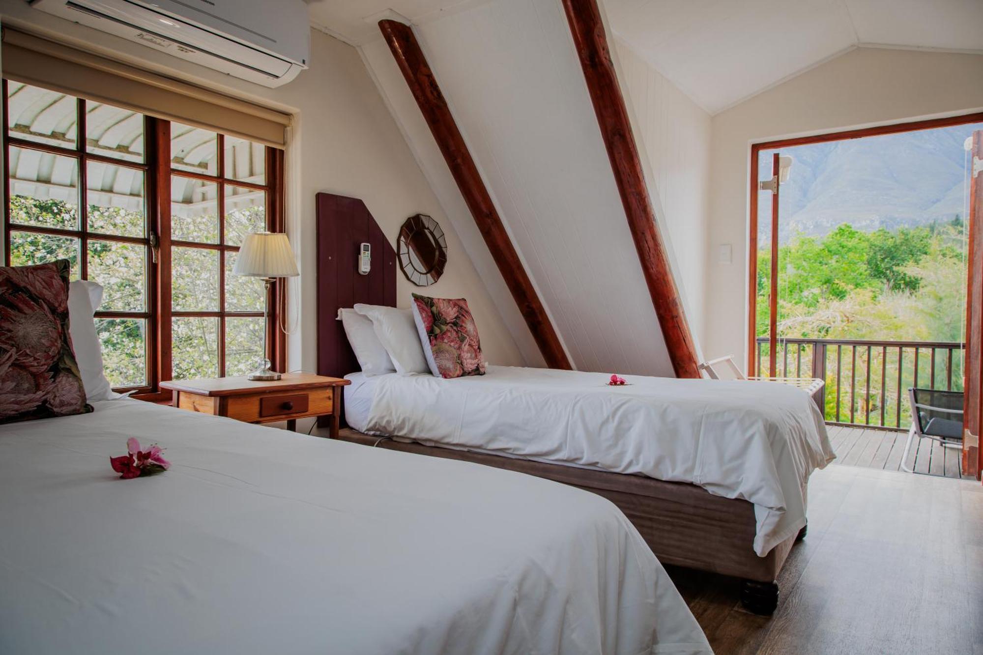 Aan De Oever Guesthouse Свелендам Екстер'єр фото