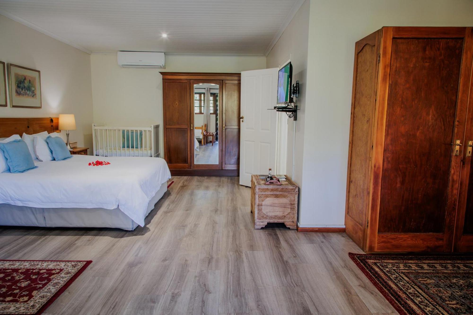 Aan De Oever Guesthouse Свелендам Екстер'єр фото